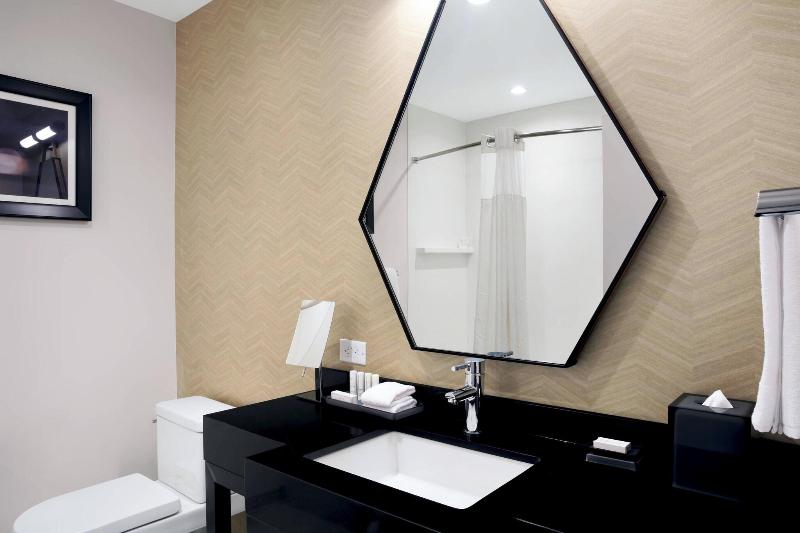 Courtyard by Marriott Boston Downtown North Station - photo 110