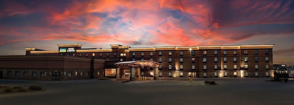 Astoria Hotel and Event Center in Dickinson, United States