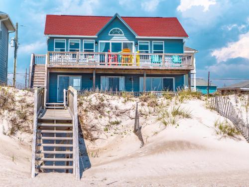 The Beachcomber - carbon neutral hotel in Holly Ridge