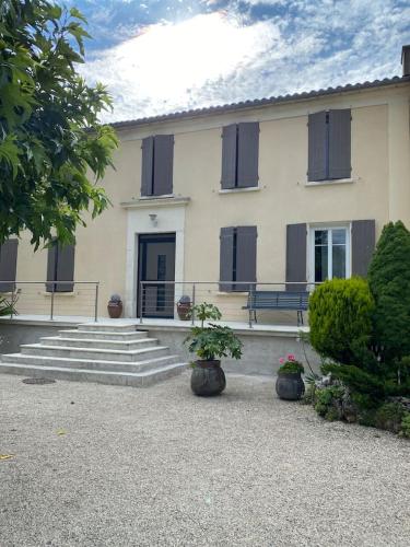 La Belle Charentaise - last minute hotel in Unknown City