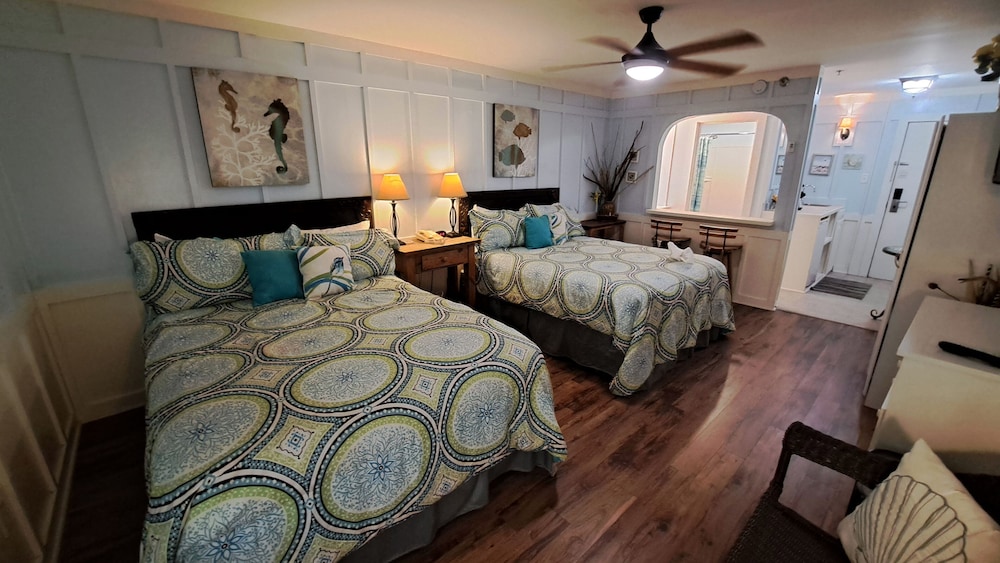 Saint Simons Inn by the Lighthouse - photo 9