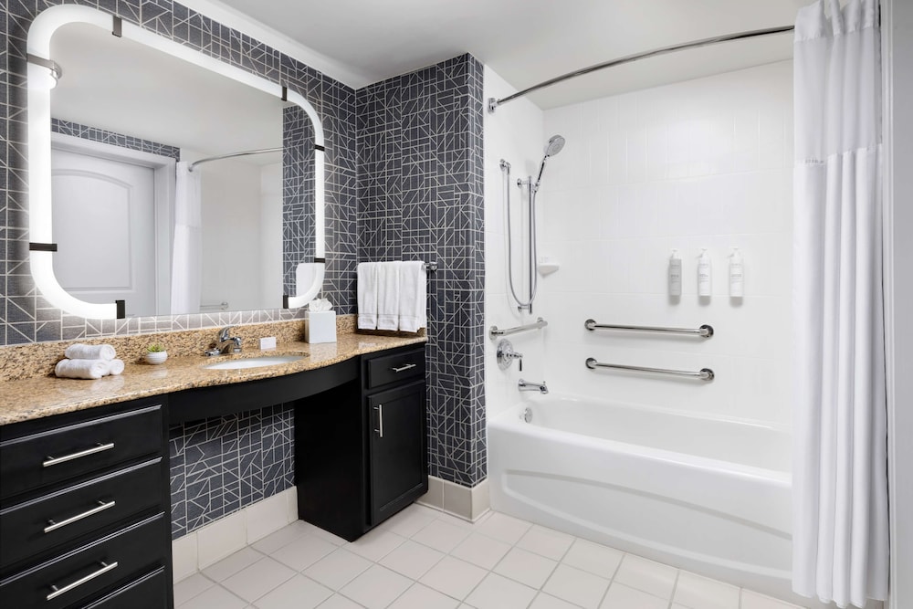 Homewood Suites by Hilton Manchester Airport - photo 31