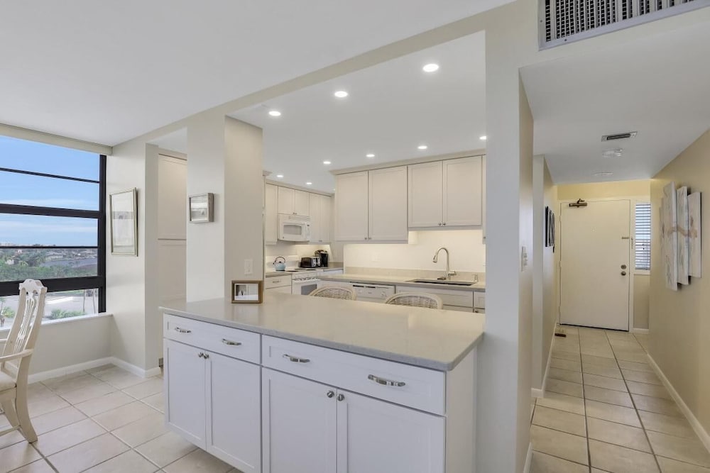 South Seas Tower 3 603 - photo 21