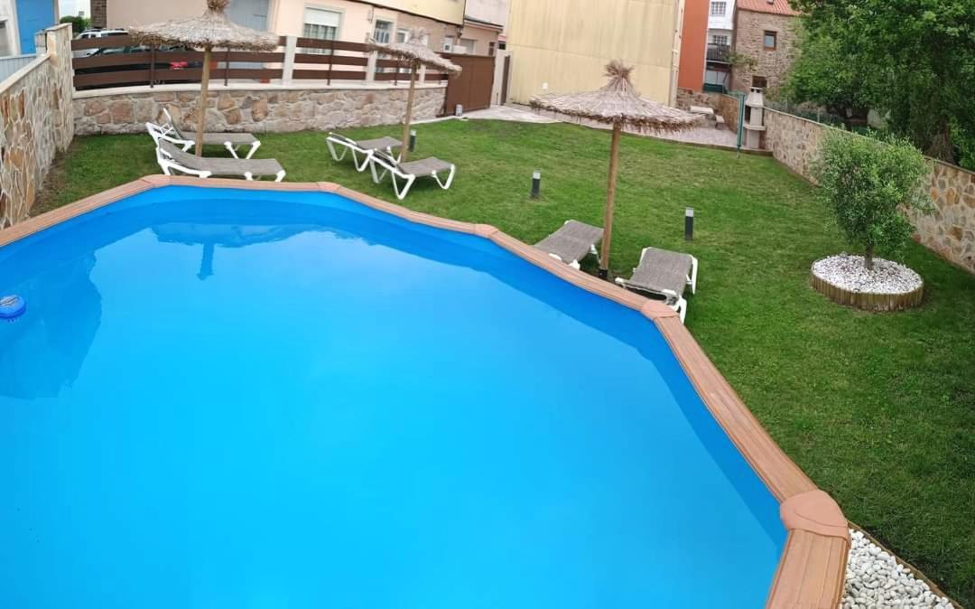 Casa El Rincon de Alberto Con Piscina Climatizada Y Calefaccion — 5-Star Luxury Hotel in Camarinas, Spain