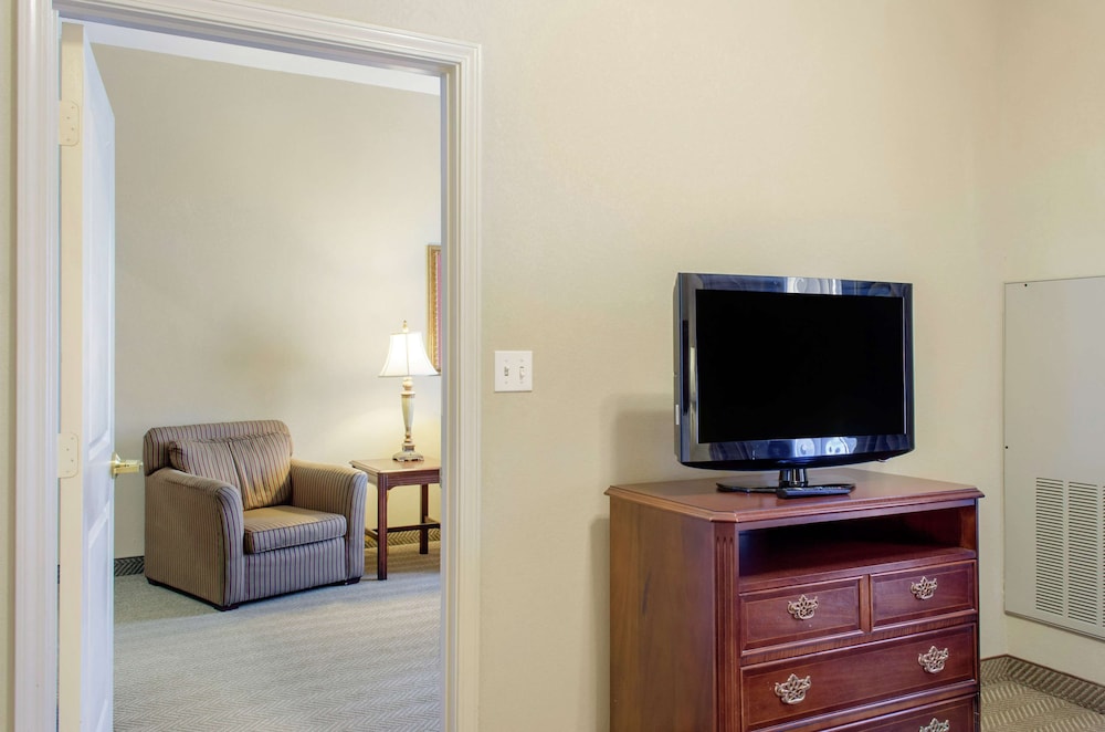 Homewood Suites by Hilton College Station - photo 10