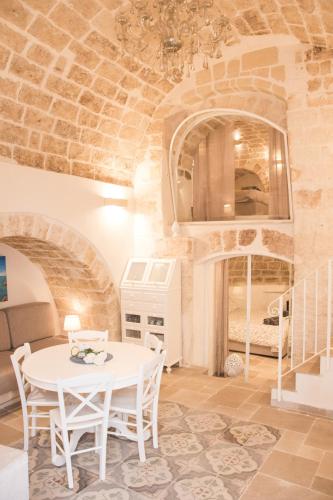 Dimore del Borgo Antico La Zaffara in Monopoli, Italy