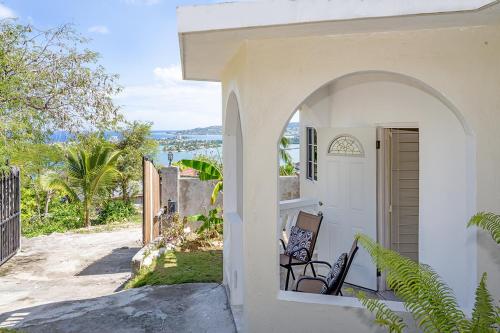 Palm Leaf Cottage — 4-Star Luxury Hotel in Montego Bay, Jamaica