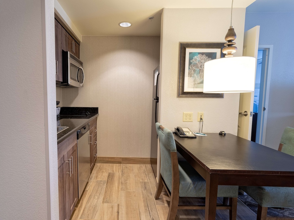 Homewood Suites by Hilton Carlsbad North San Diego County - photo 12