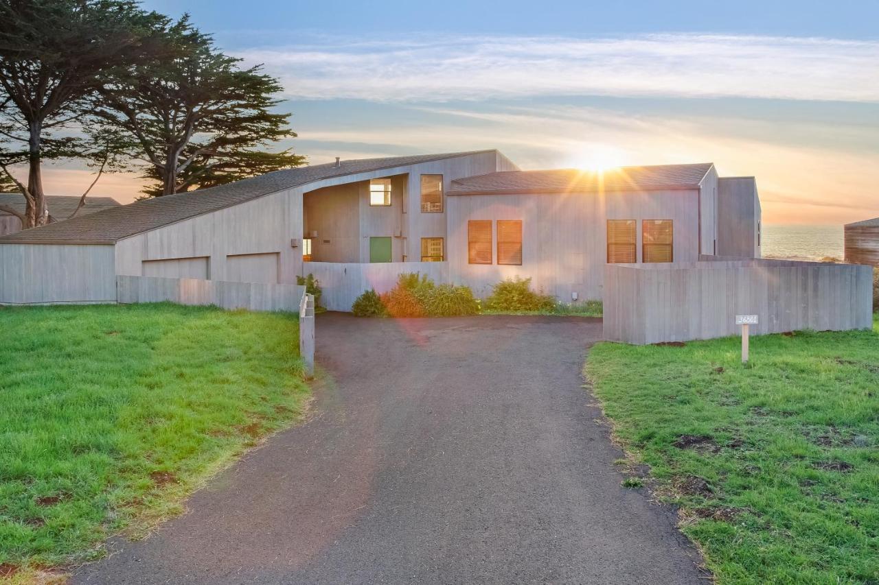 Casa Pelo Mar — 4-Star Luxury Hotel in Sea Ranch, United States