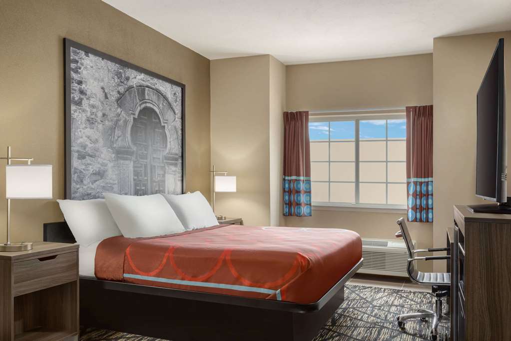 Super 8 by Wyndham San Antonio Airport North - photo 16