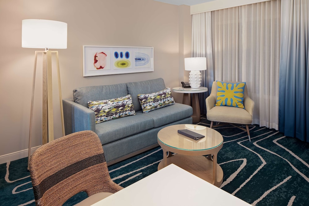 Embassy Suites by Hilton San Diego Bay Downtown - photo 31
