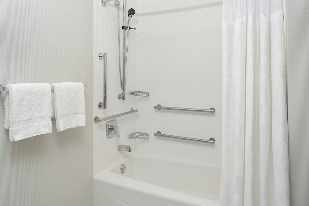 Courtyard by Marriott Charlotte Southpark - photo 15