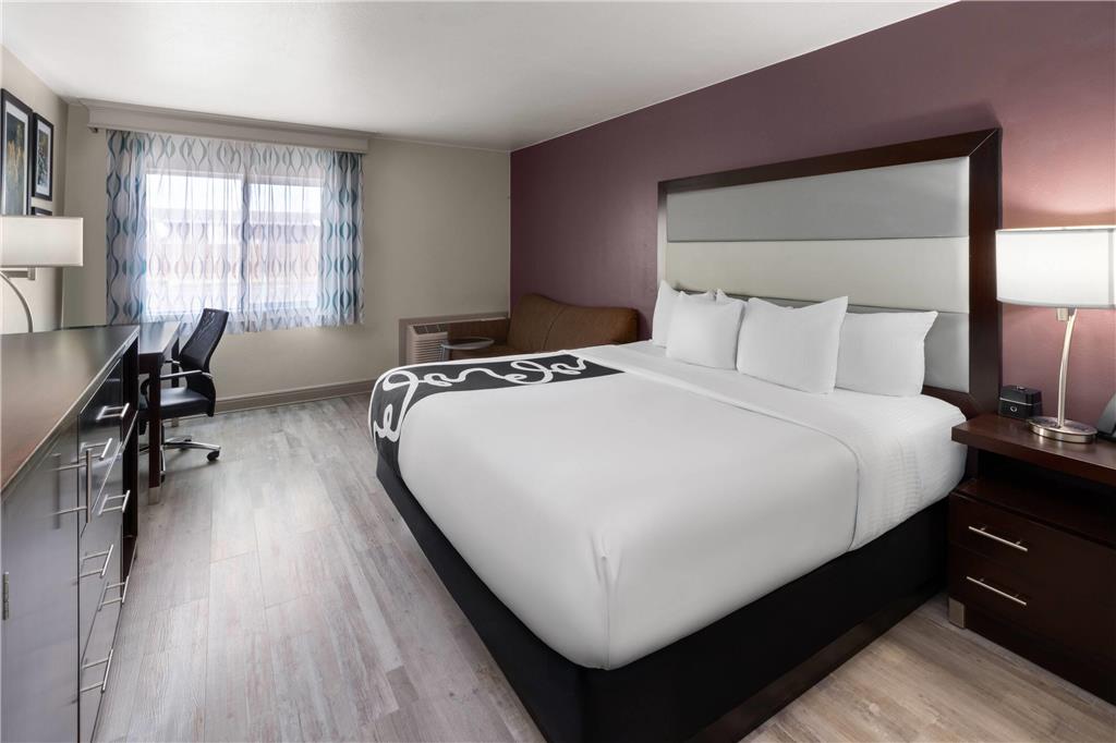 La Quinta Inn by Wyndham Fort Collins - photo 24