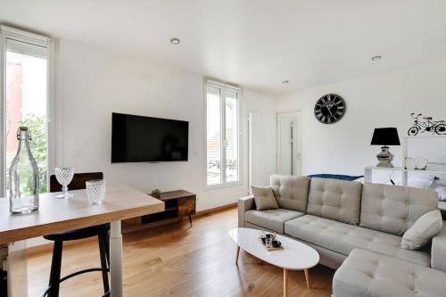 Magnifique Studio Neuf Aux Portes de Paris — hotel in Charenton-Le-Pont