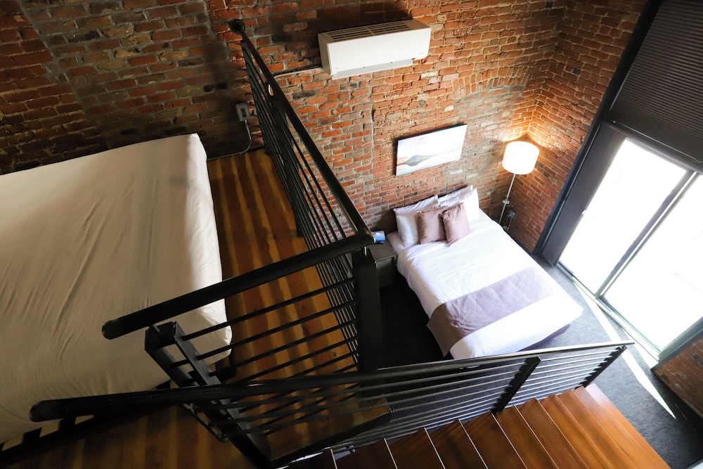 The Hotel Sturgis - photo 29