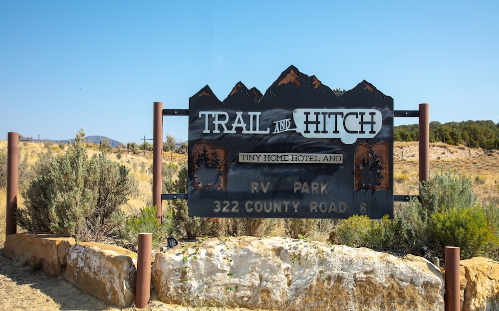 Trail and Hitch Tiny Home Hotel and RV - photo 93