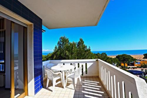 Apartment Blu Residence — 4-Star Luxury Hotel in Lignano Sabbiadoro, Italy