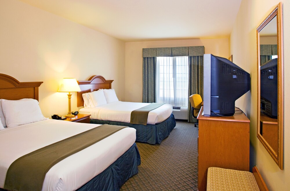 Holiday Inn Express & Suites Rio Grand by IHG - photo 7