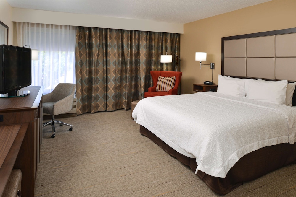 Hampton Inn Carbondale - photo 8