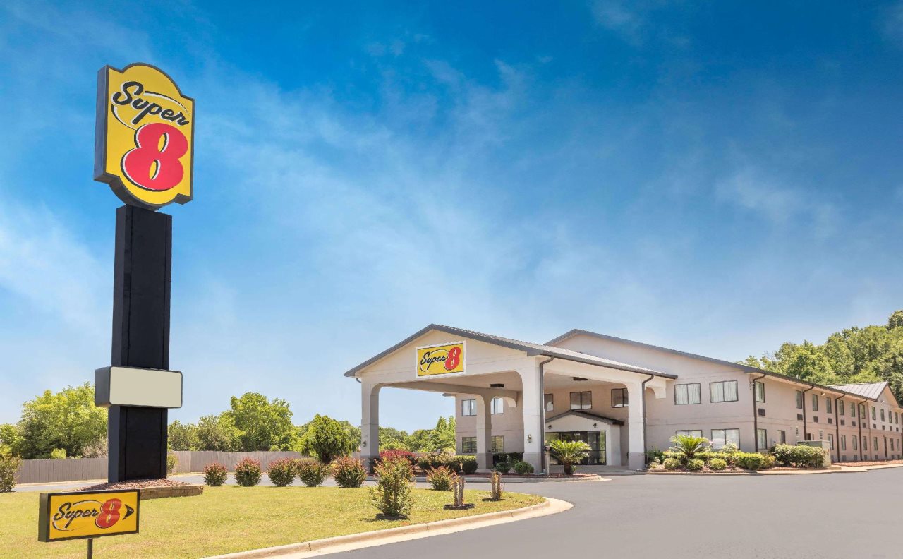 Super 8 By Wyndham Montgomery I 65 — Montgomery