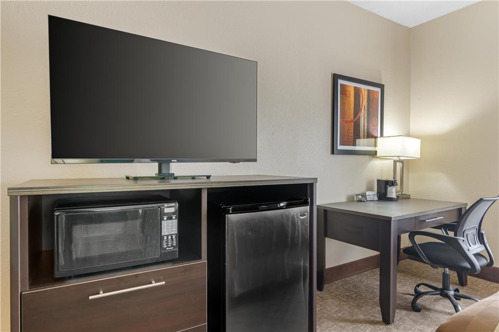Best Western Teal Lake Inn - photo 32