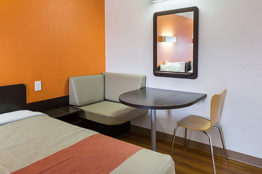 Motel 6 Sidney OH - photo 5