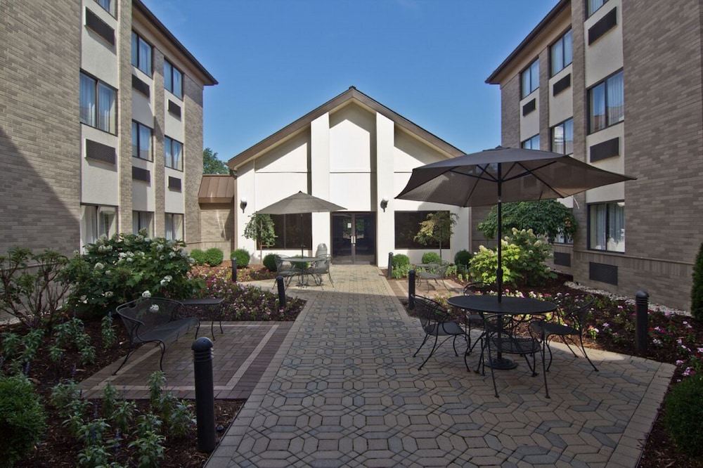 Hampton Inn & Suites Chillicothe - photo 60