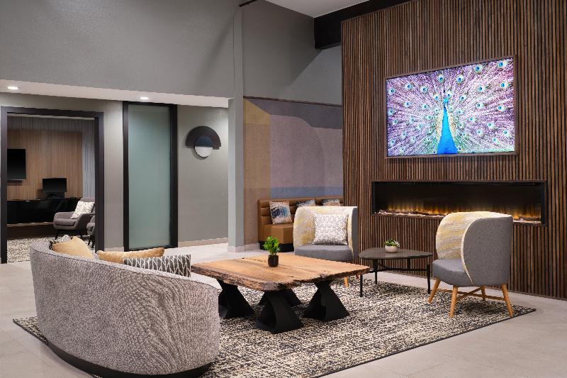 Best Western Plus Executive Residency Ascension Hotel - photo 10