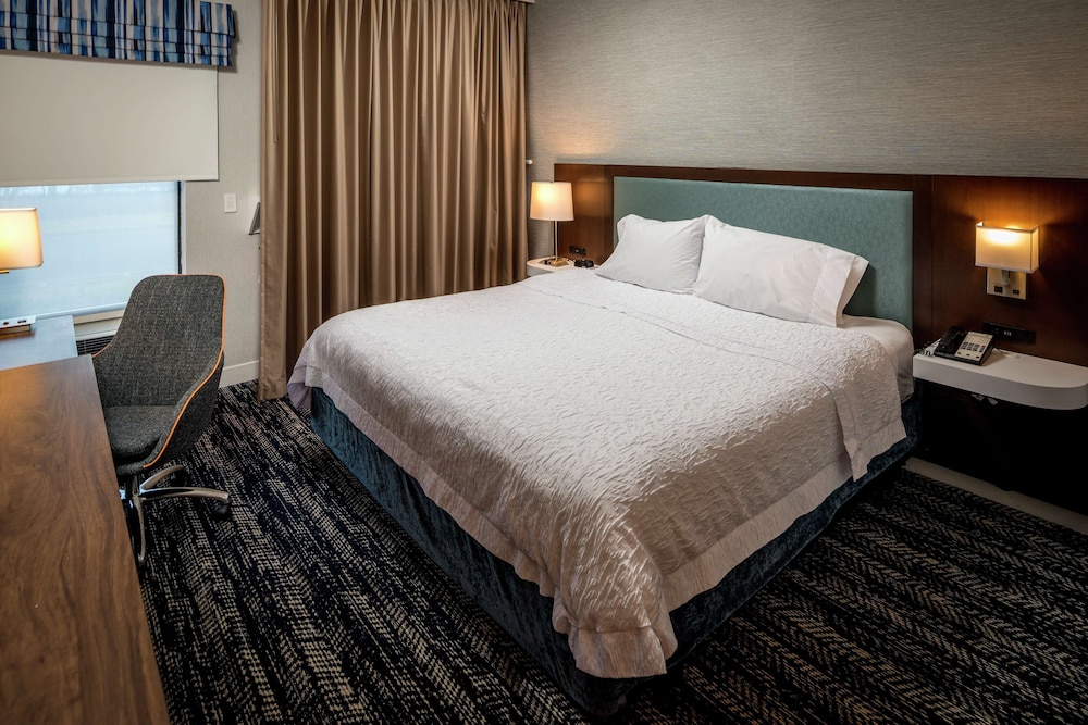 Hampton Inn Long Island Commack - photo 8
