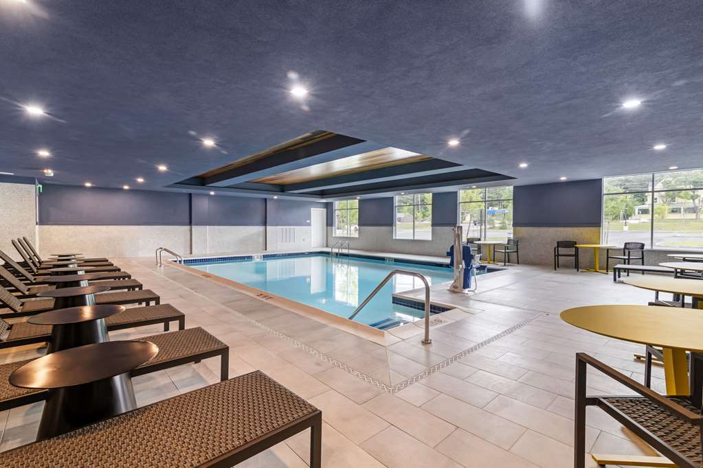 Cambria Hotel North Conway - photo 43