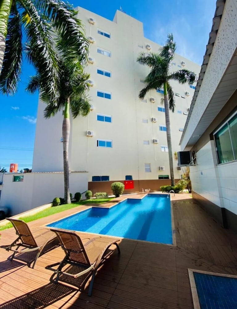 Shelton Palace Hotel — hotel in Paranavai