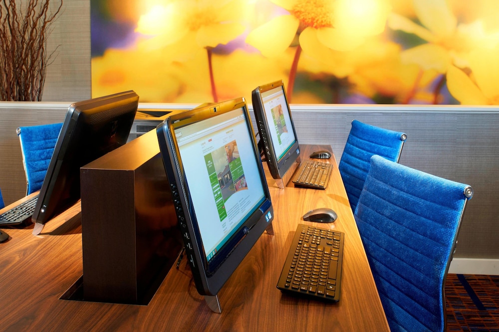 Courtyard by Marriott Chicago Deerfield - photo 18