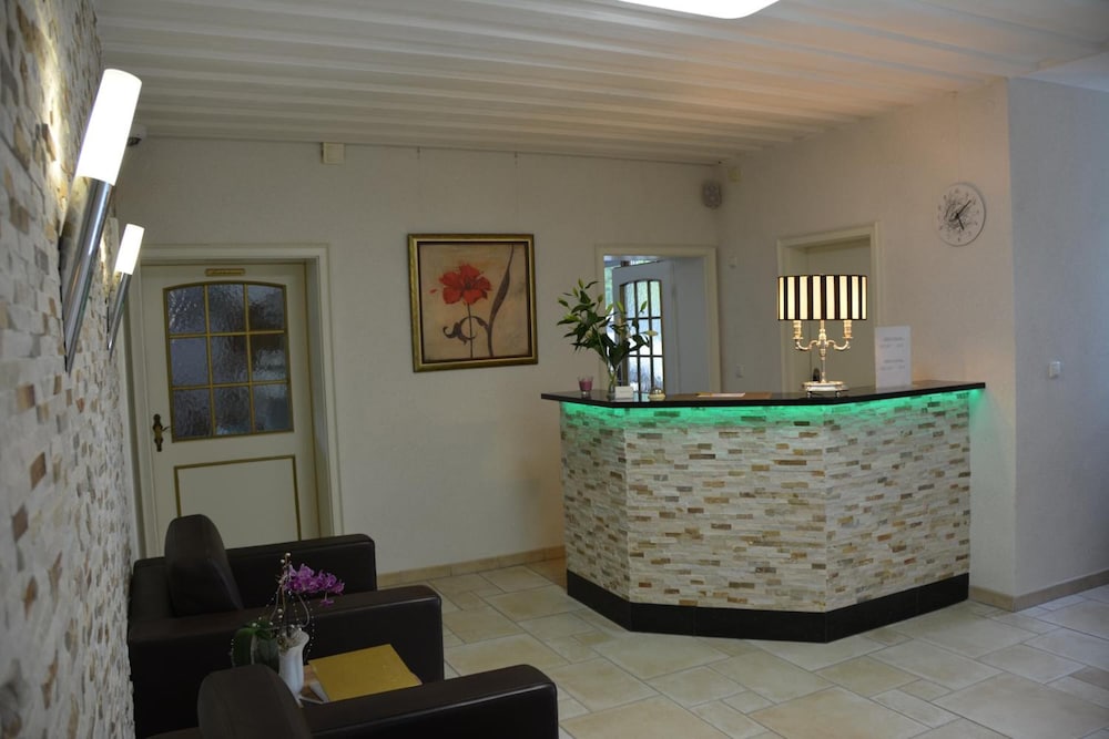 Alpina Hotel — hotel in Rosenheim