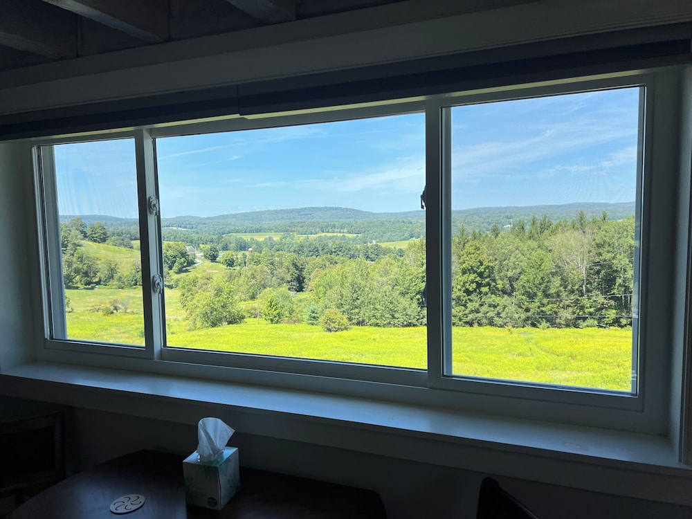 Valley View Inn — hotel in Liberty