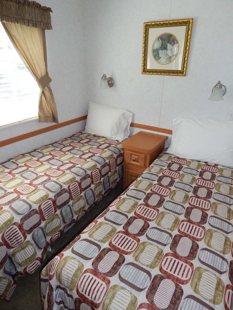 Road Runner Travel Resort Caravan Park - photo 8