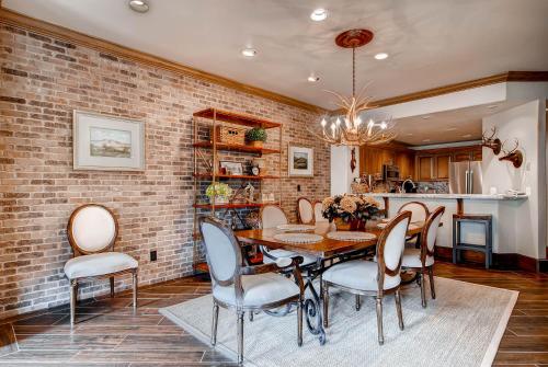 Highlands Slopeside in Beavercreek, United States