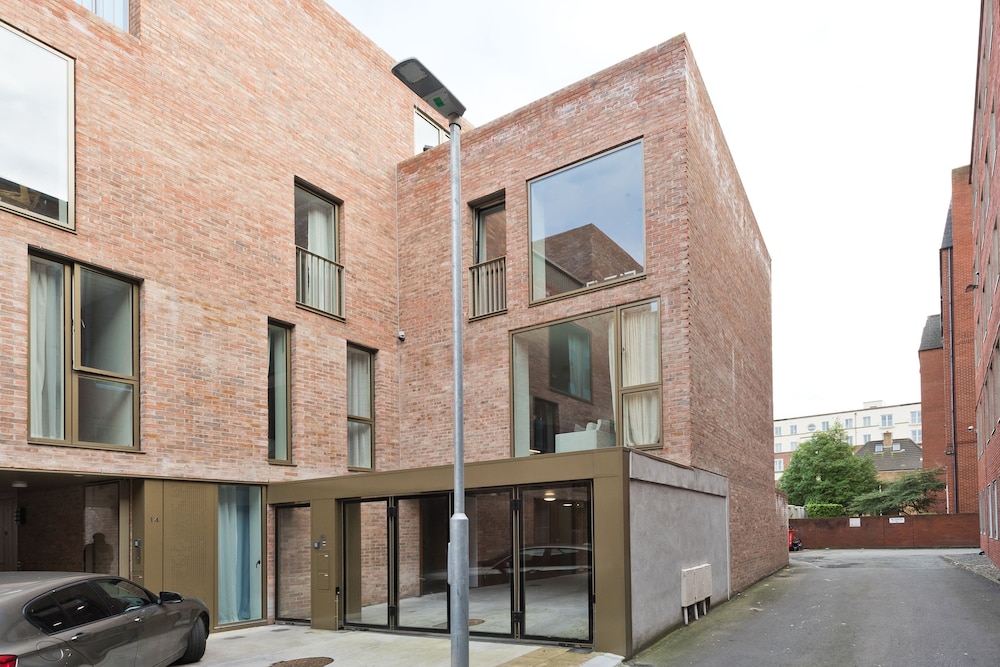 Gorgeous City Centre Penthouse — 5-Star Luxury Hotel in Dublin, Republic of Ireland