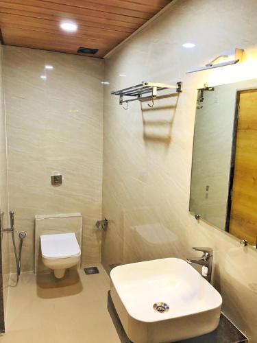 Gateway Suites