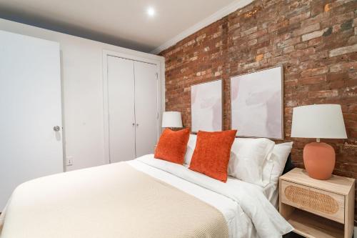 East Village Escape with 3BD 2BA near Tompkins Square Park - photo 17