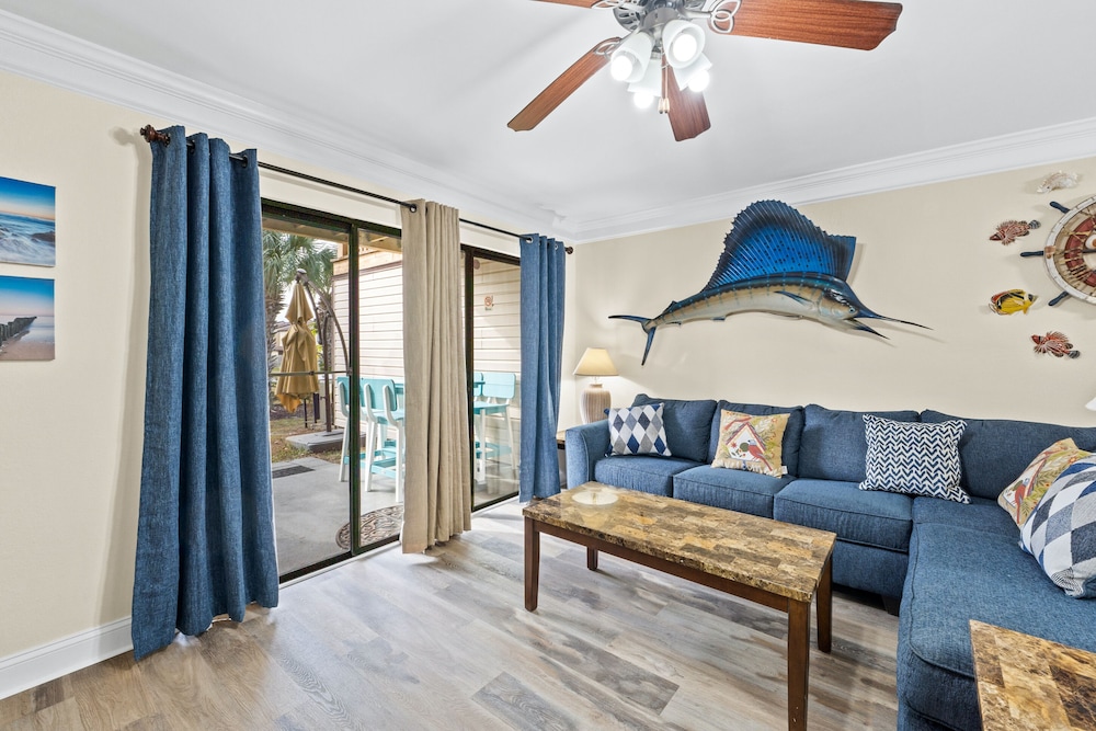 Portside Resort by Panhandle Getaways - photo 59