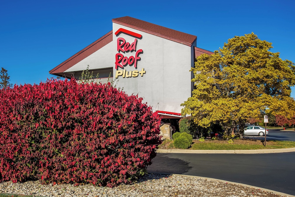Red Roof Inn PLUS Chicago Hoffman Estates — hotel in Hoffman Estates