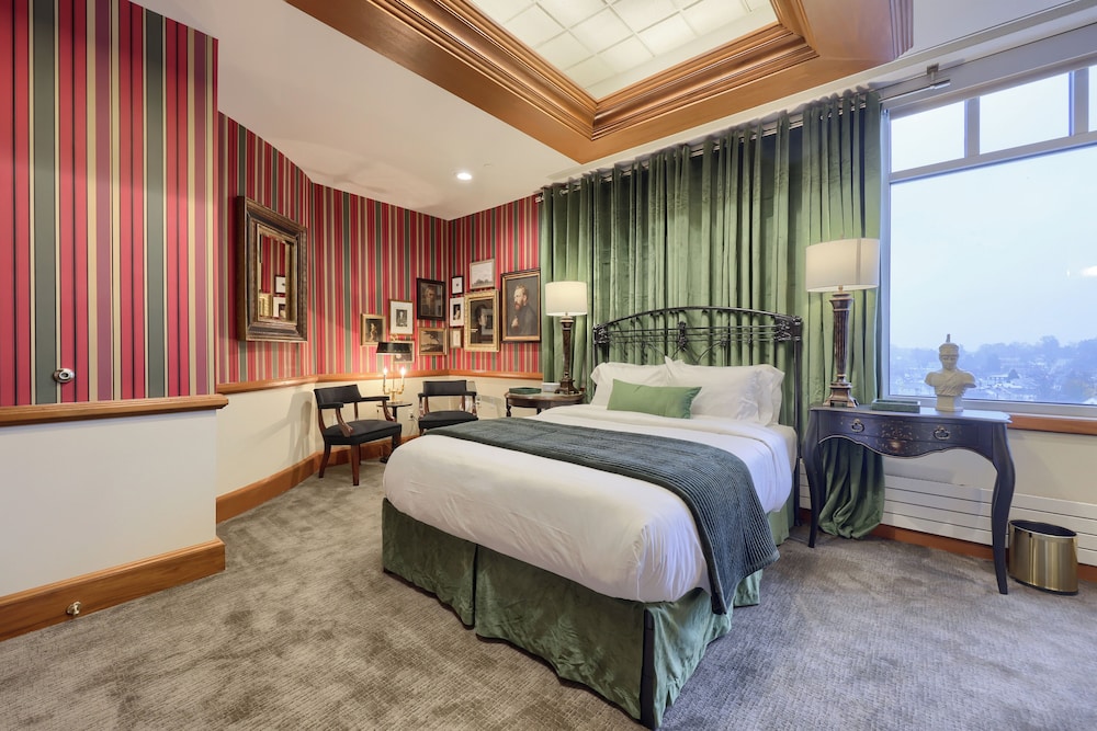 The Executive Suites and Venue - photo 17