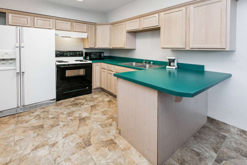 Microtel Inn & Suites by Wyndham Oklahoma City Airport - photo 15