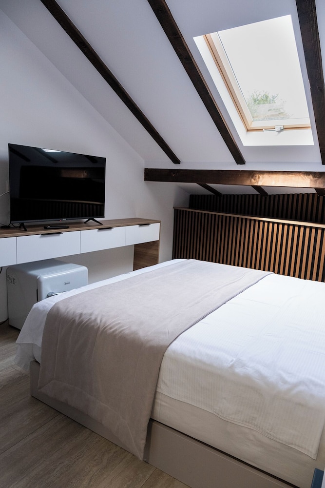 Treva Hotel & Apartaments — Prizren — photo 2