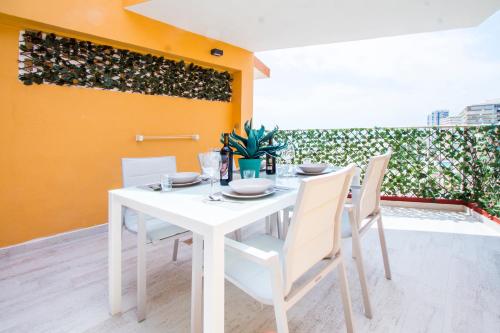 Primerisima Linea De Playa Cullera Bahia De Los Naranjos I in Cullera, Spain