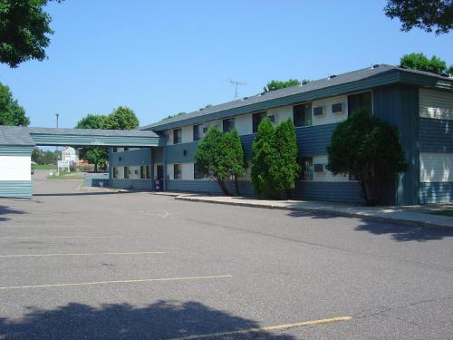 Wakota Inn and Suites - photo 19