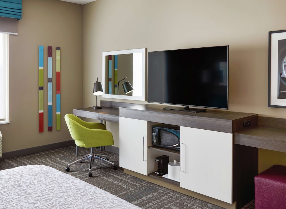Hampton Inn & Suites Chicago Waukegan - photo 15