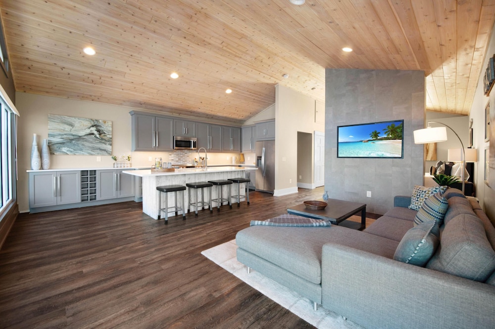 Lake Norman Hideaway - photo 13