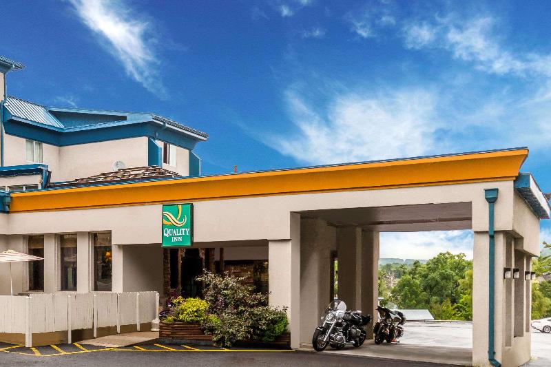 Quaint Inn &Suites - photo 2