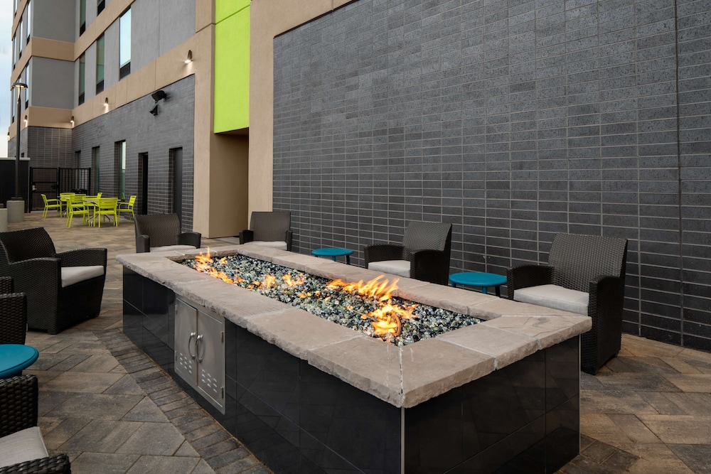 Home2 Suites by Hilton Hobbs - photo 25